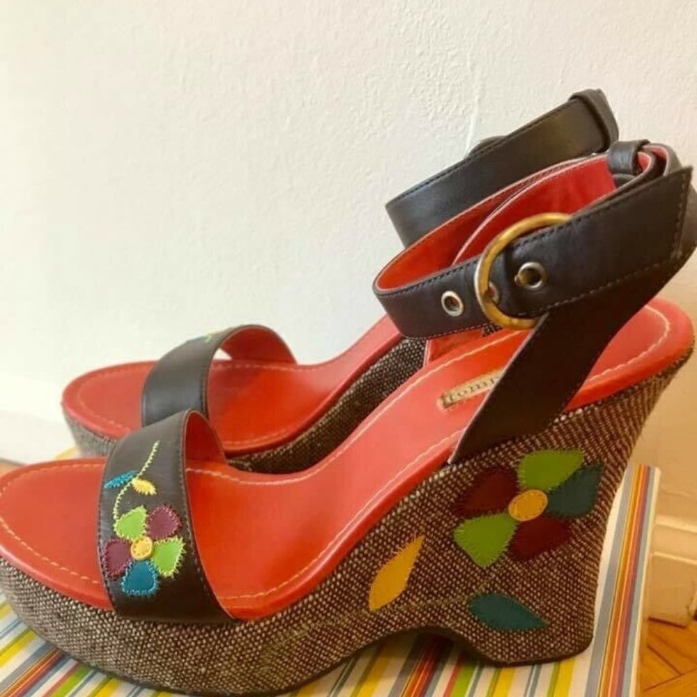 Tommy Hilfiger Fun Platform Wedge Sandals 7.5